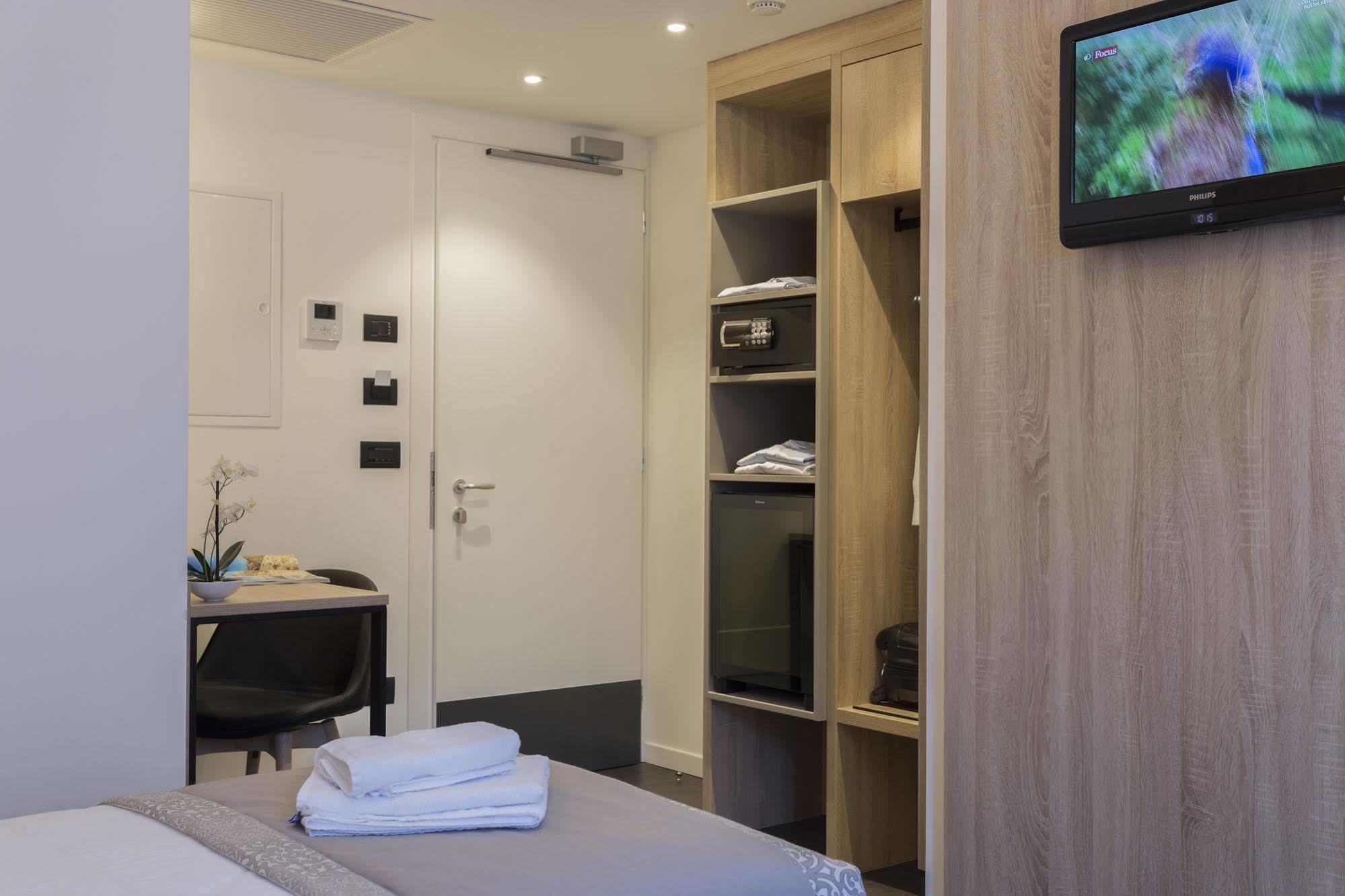 Tourist Hotel เบรสซาโนเน ภายนอก รูปภาพ